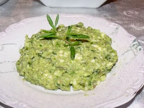 Fesleğenli Girit